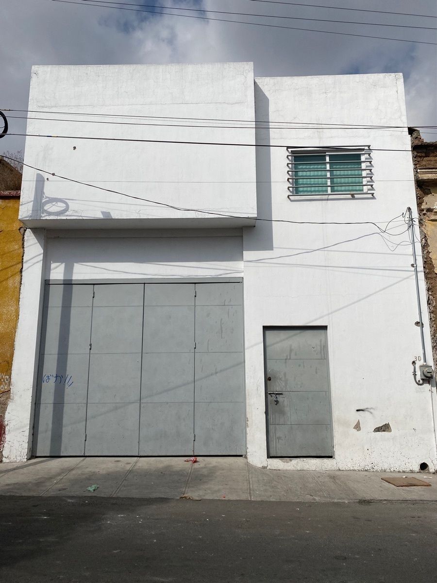 2 de 14: frente 
