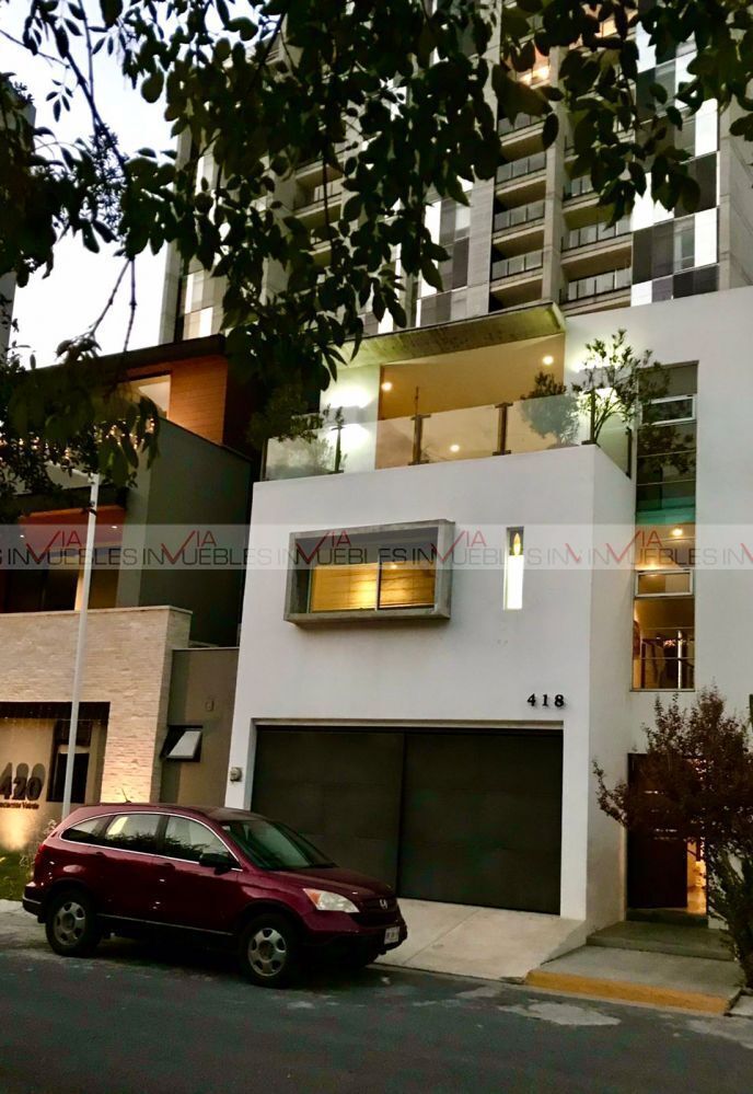 Casa En Venta En Privadas La Huasteca, Santa Catarina, Nuevo