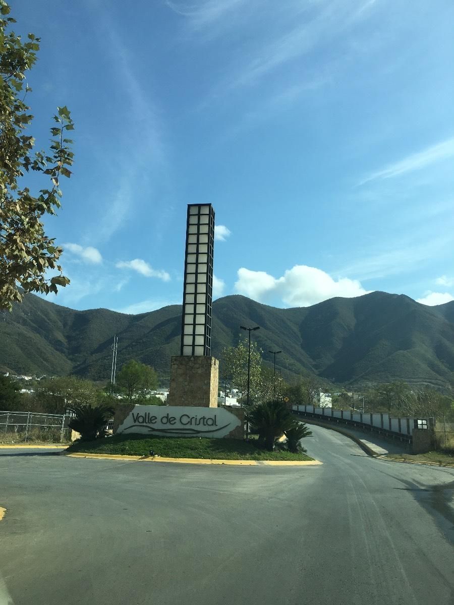 CASA EN RENTA CARRETERA NACIONAL