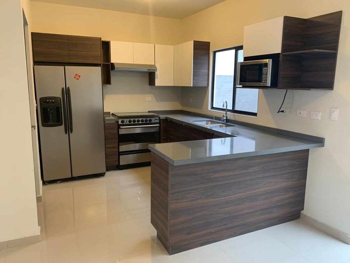 Casa en Cerradas de Rinconada, Apodaca, foto 2 de 21