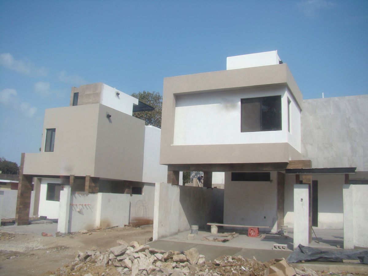 CASAS EN VENTA COL. LA PAZ OTILIO ALVAREZ , TAMPICO, TAM.