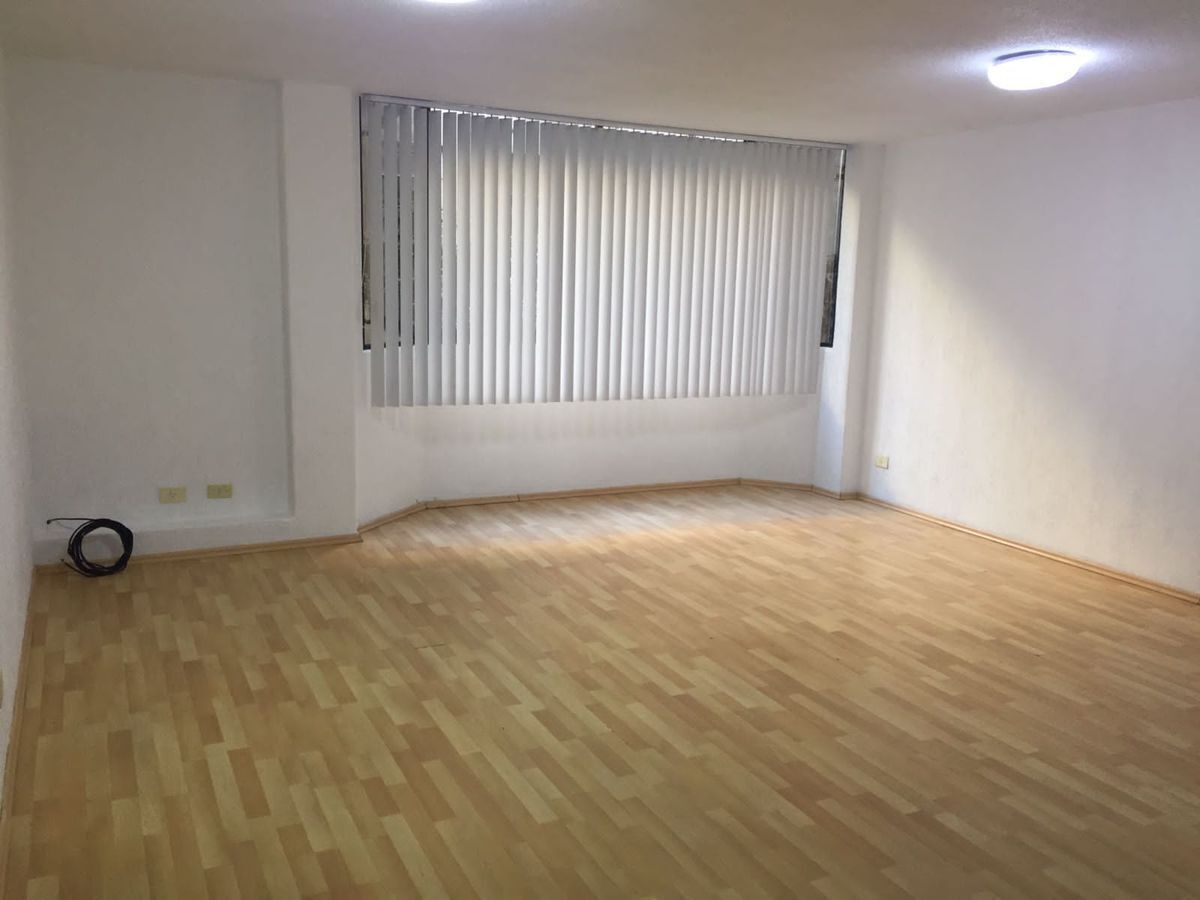 Renta - Departamento - Tercer Piso - Colonia Cuauhtémoc