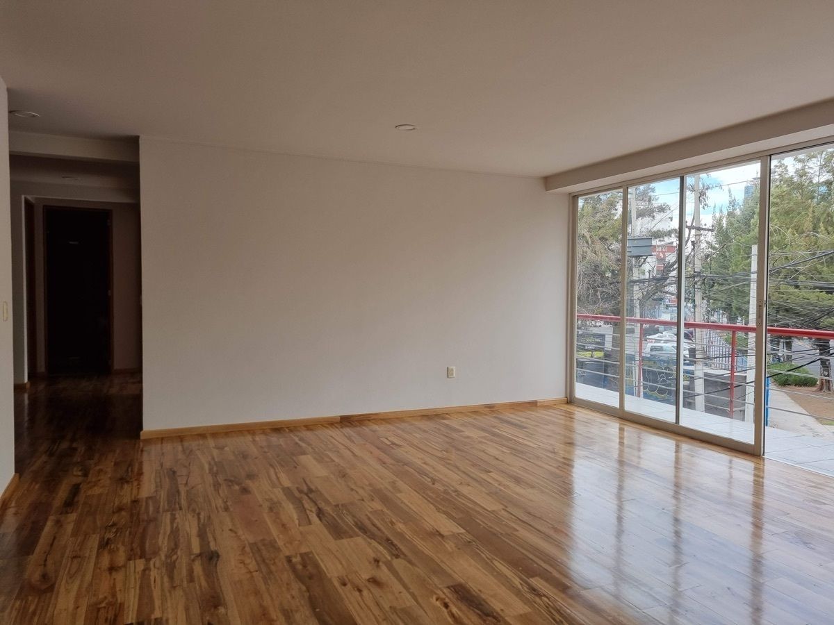 18 de 39: Sala Comedor