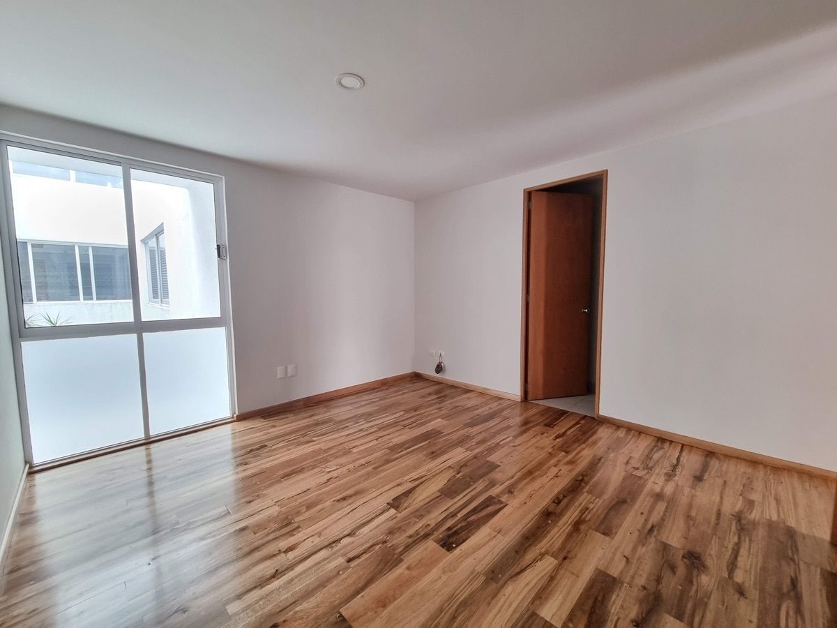 28 de 39: Habitación Principal  1