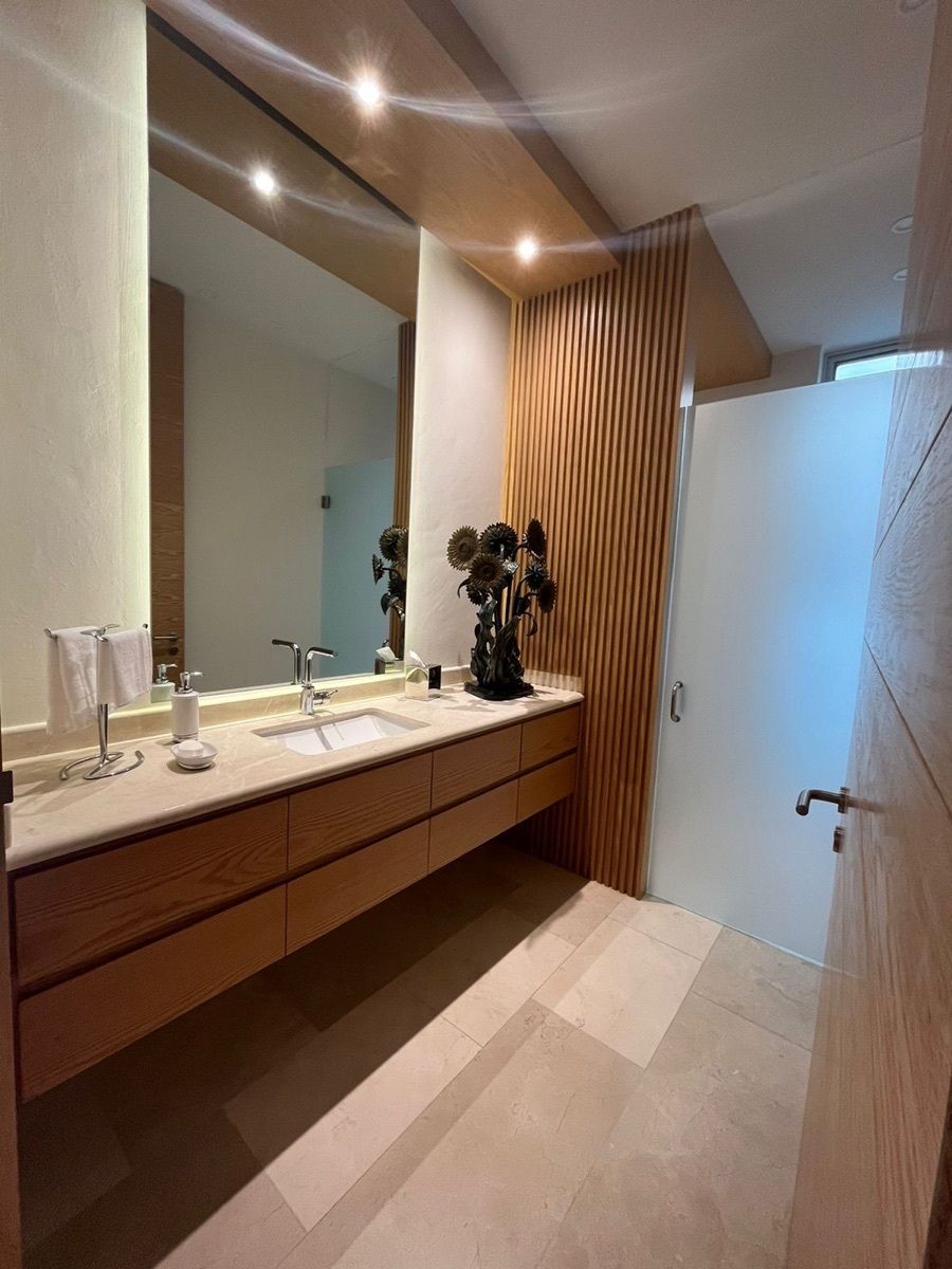 4 de 35: baño de visitas 