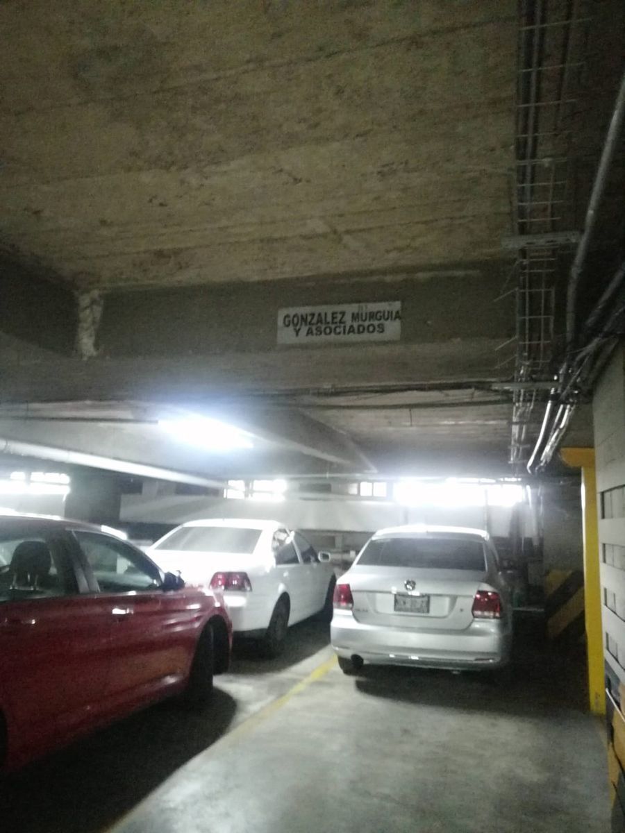 ESTACIONAMIENTO TRECHADO TRES