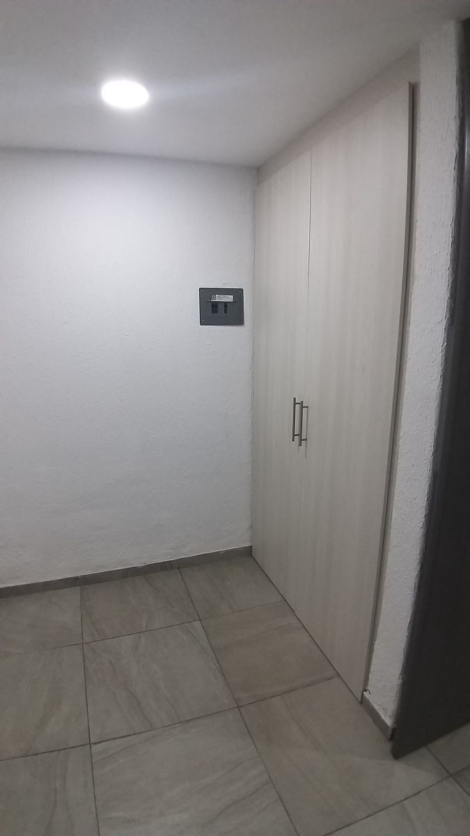 21 de 28
