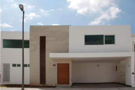 Casa en VENTA para Inversión en Terrazas Greenliving, Tres Marías.