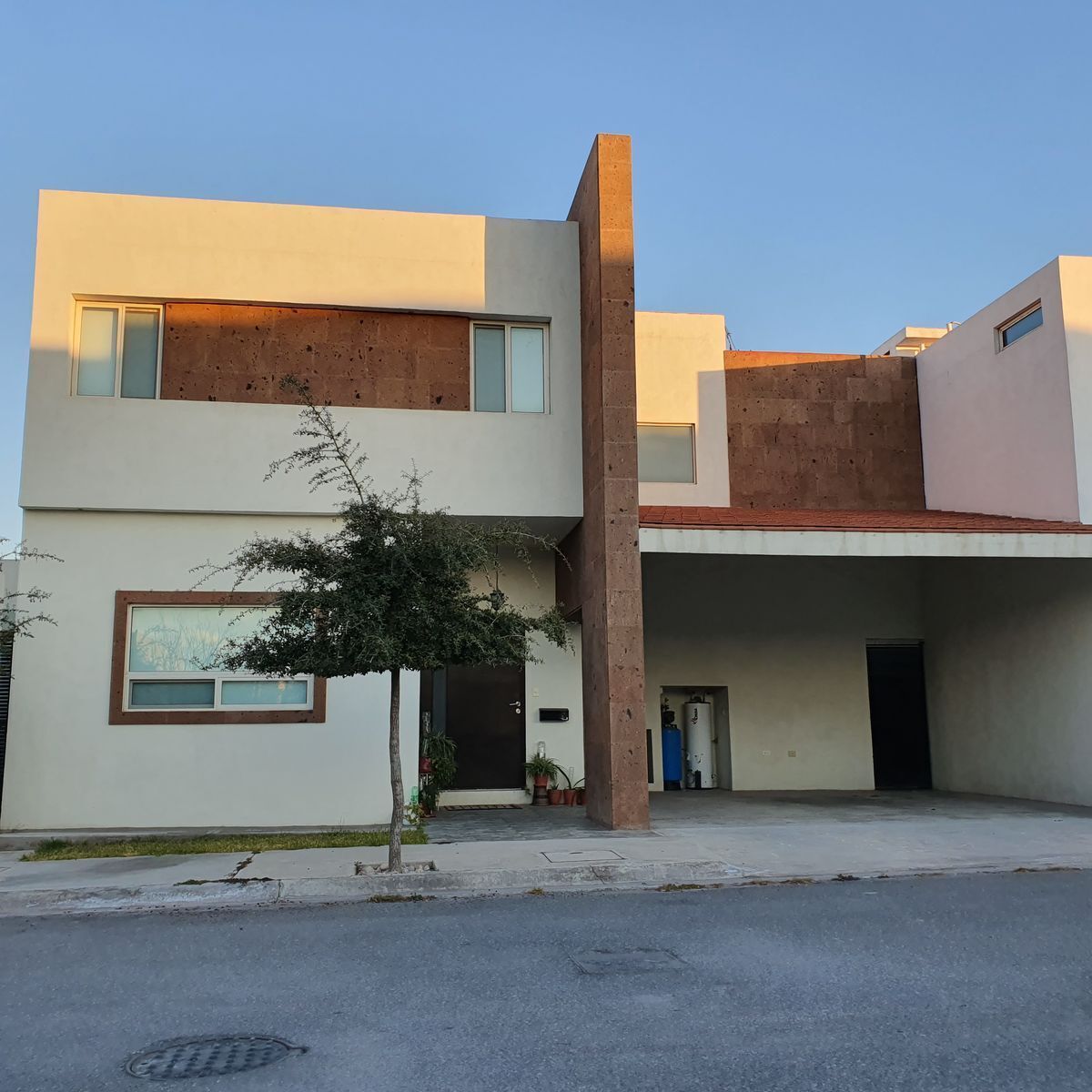 5 de 20: Fachada
