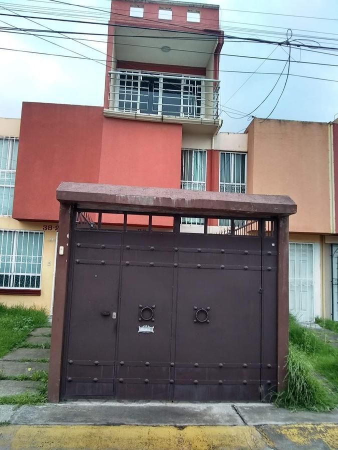 Venta DE Casa EN Fraccionamiento Heroes Santa Maria Totoltepec Toluca |  EasyBroker