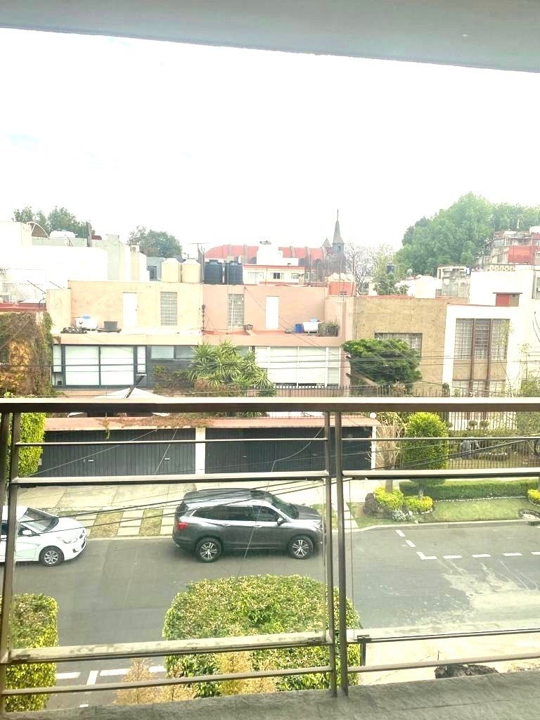 3 de 18