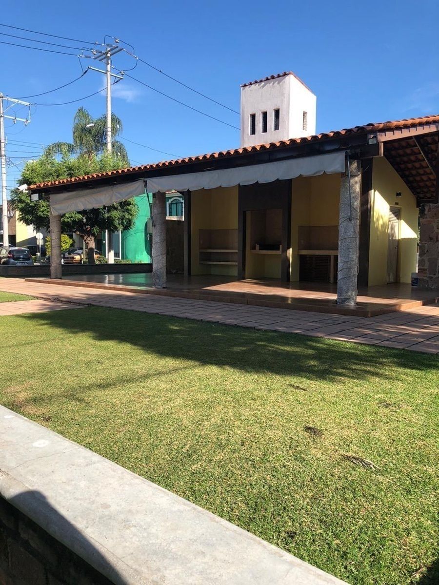 17 de 37