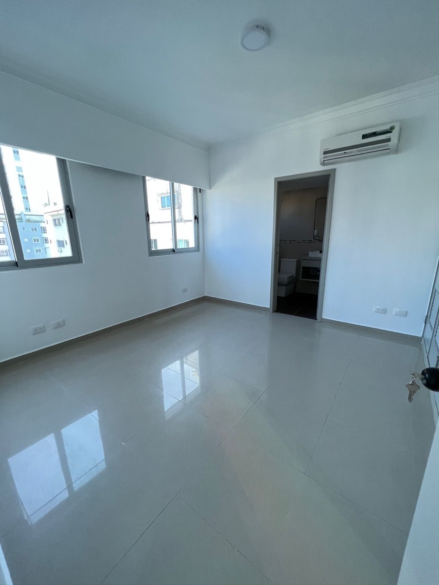 Espectacular apartamento en Piantini. EasyBroker