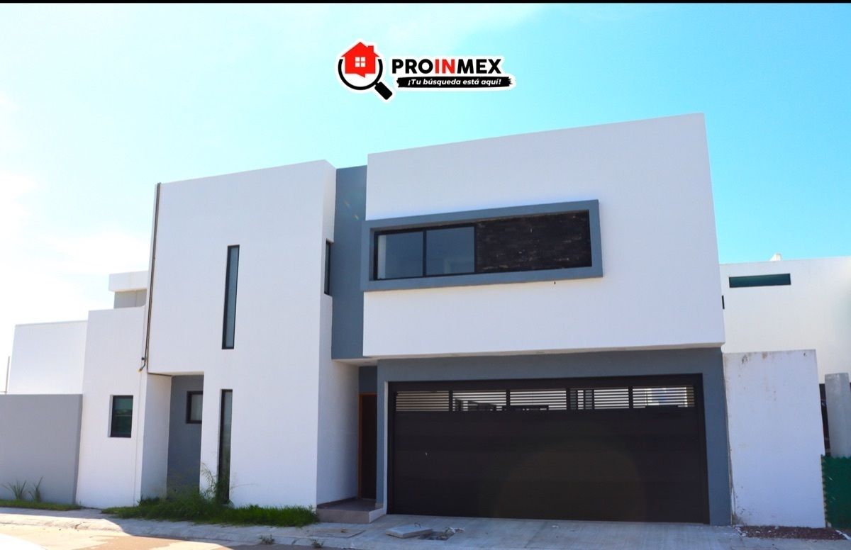 RENTA | CASA NUEVA CON ALBERCA FRACCIONAMIENTO LOMAS DIAMANTE