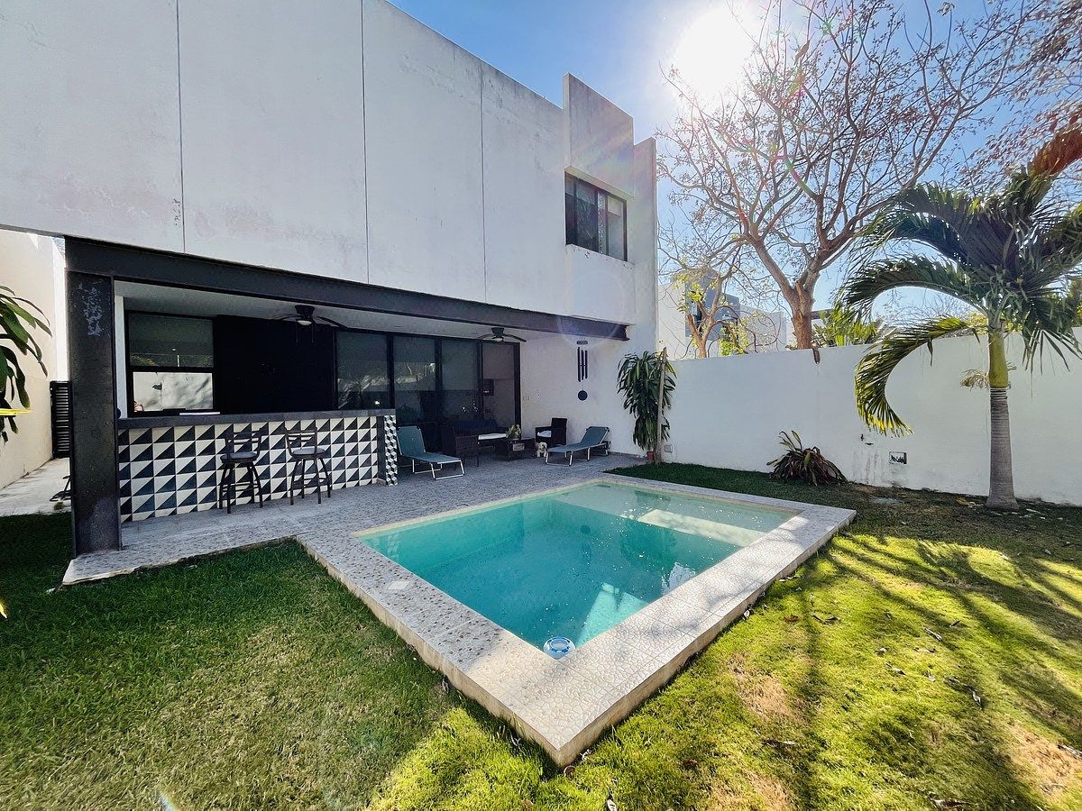Casa en Venta en Mérida Yucatán en Privada Parque Central en Cholul