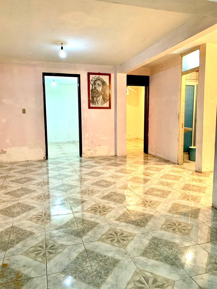Casa en venta en Col. Desarrollo Urbano Quetzalcóatl en Iztapalapa