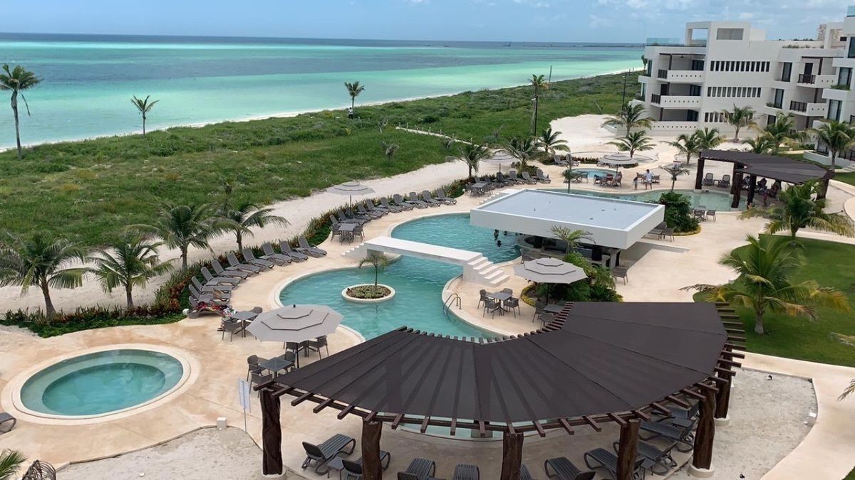 Venta de Espectacular departamento frente al mar en Telchac Yucatan