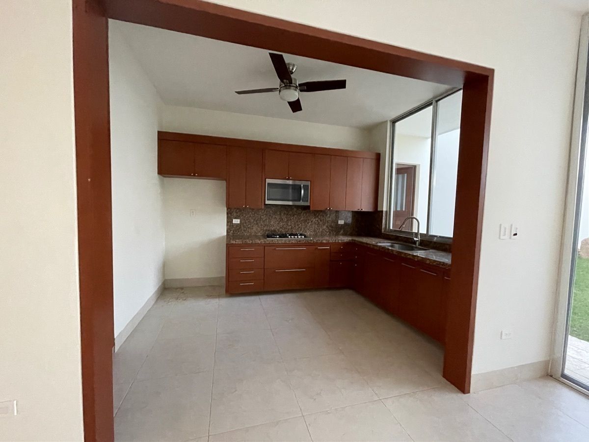 Casa em condomínio fechado em Temozón Norte, Mérida, foto 2 de 16