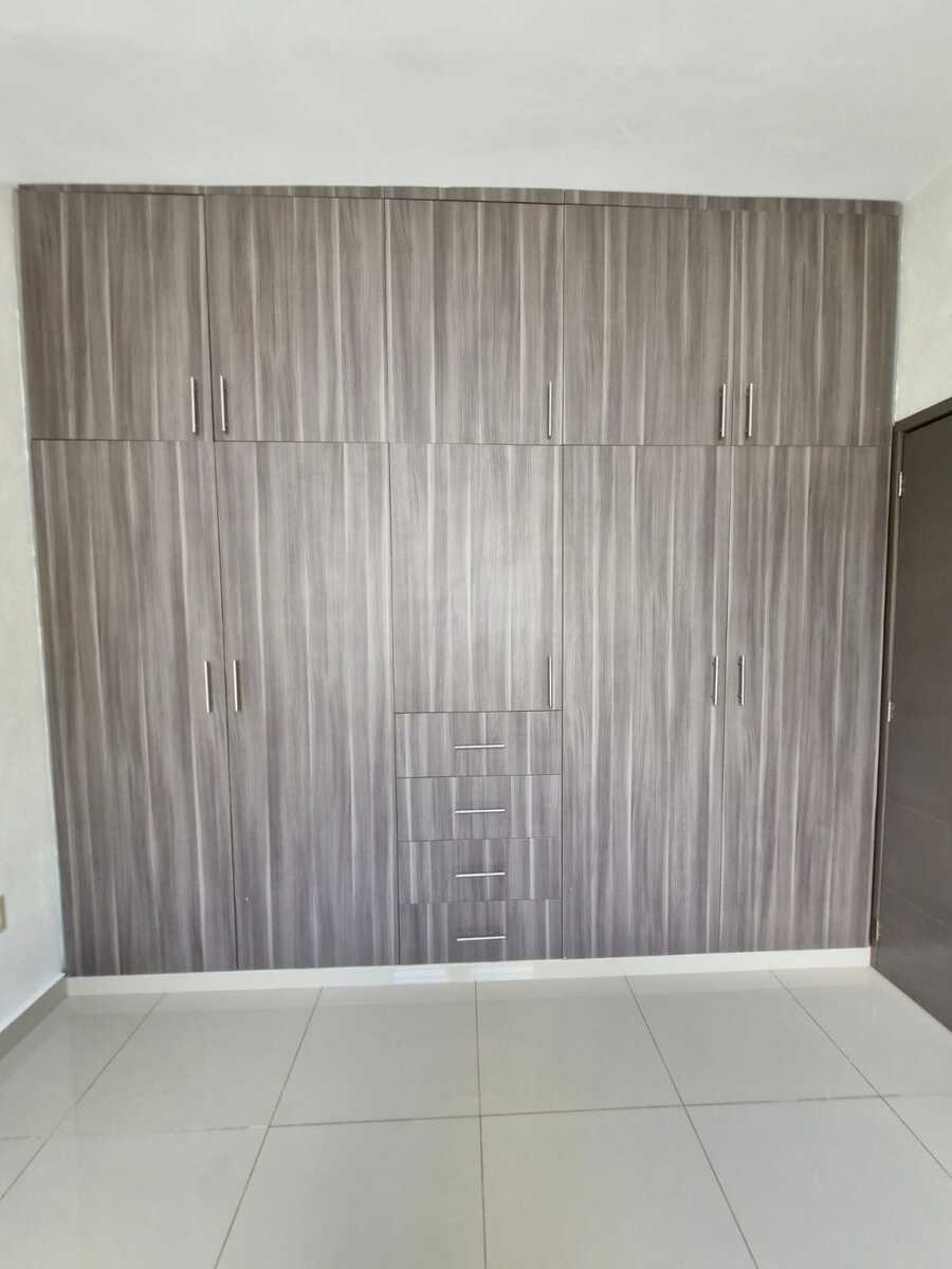 9 de 13: Amplios closets