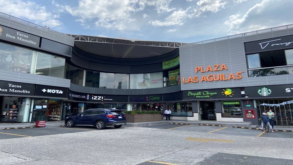 En Renta Local Comercial en Planta baja, Plaza Las Águilas, CDMX |  EasyBroker