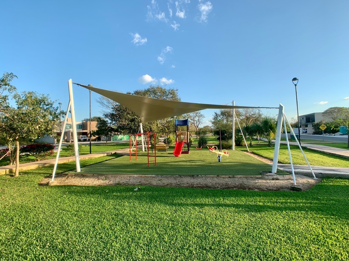 21 de 25: Juegos Infantiles