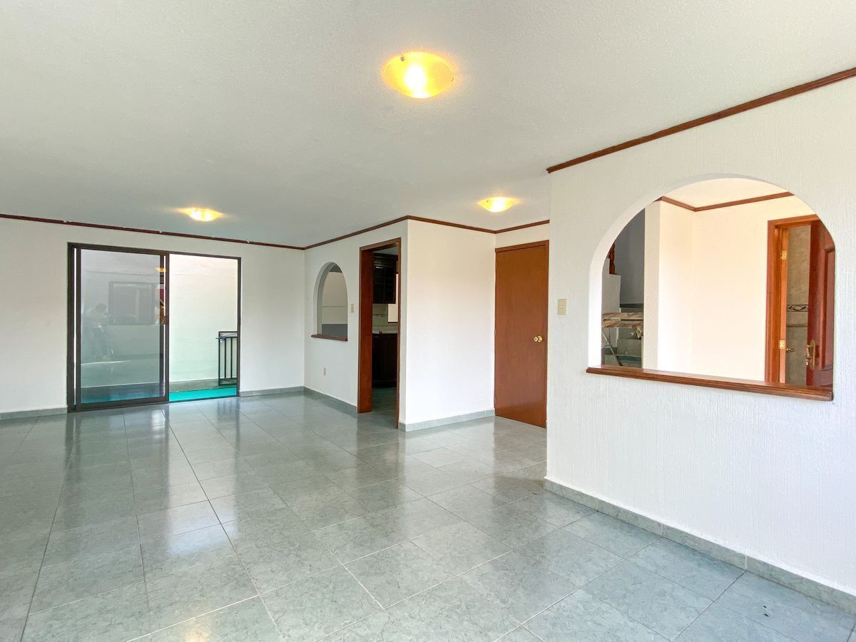 6 de 22: SALA-COMEDOR