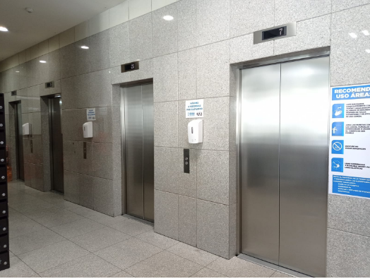3 de 10: Elevadores 
