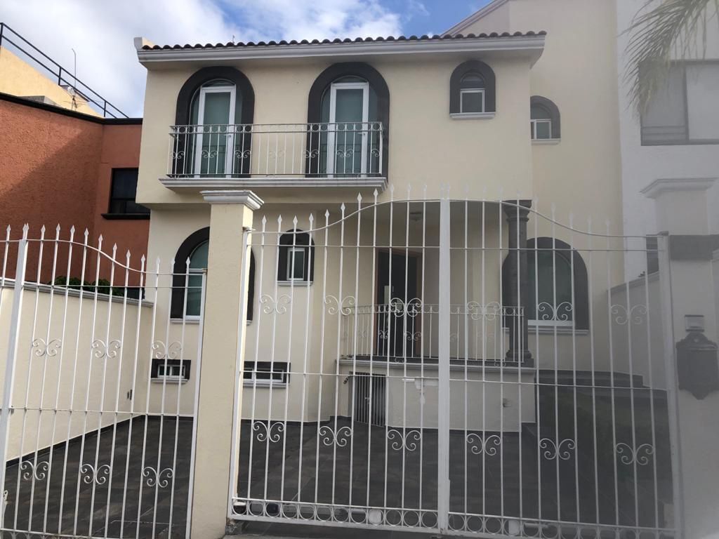 CASA EN VENTA ARBOLEDAS DEL PARQUE QUERETARO. PRECIO POR DEBAJO DE AVALUO