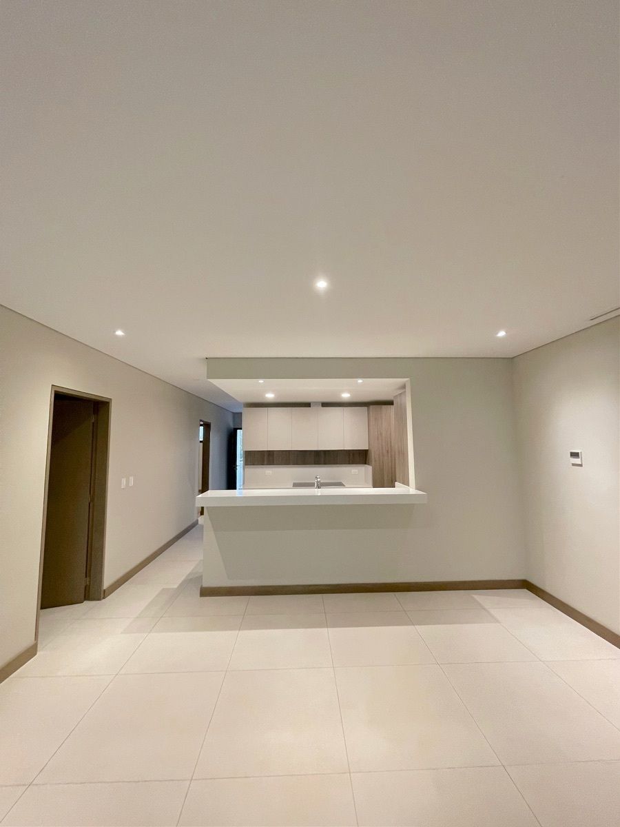 5 of 15: Cocina abierta 