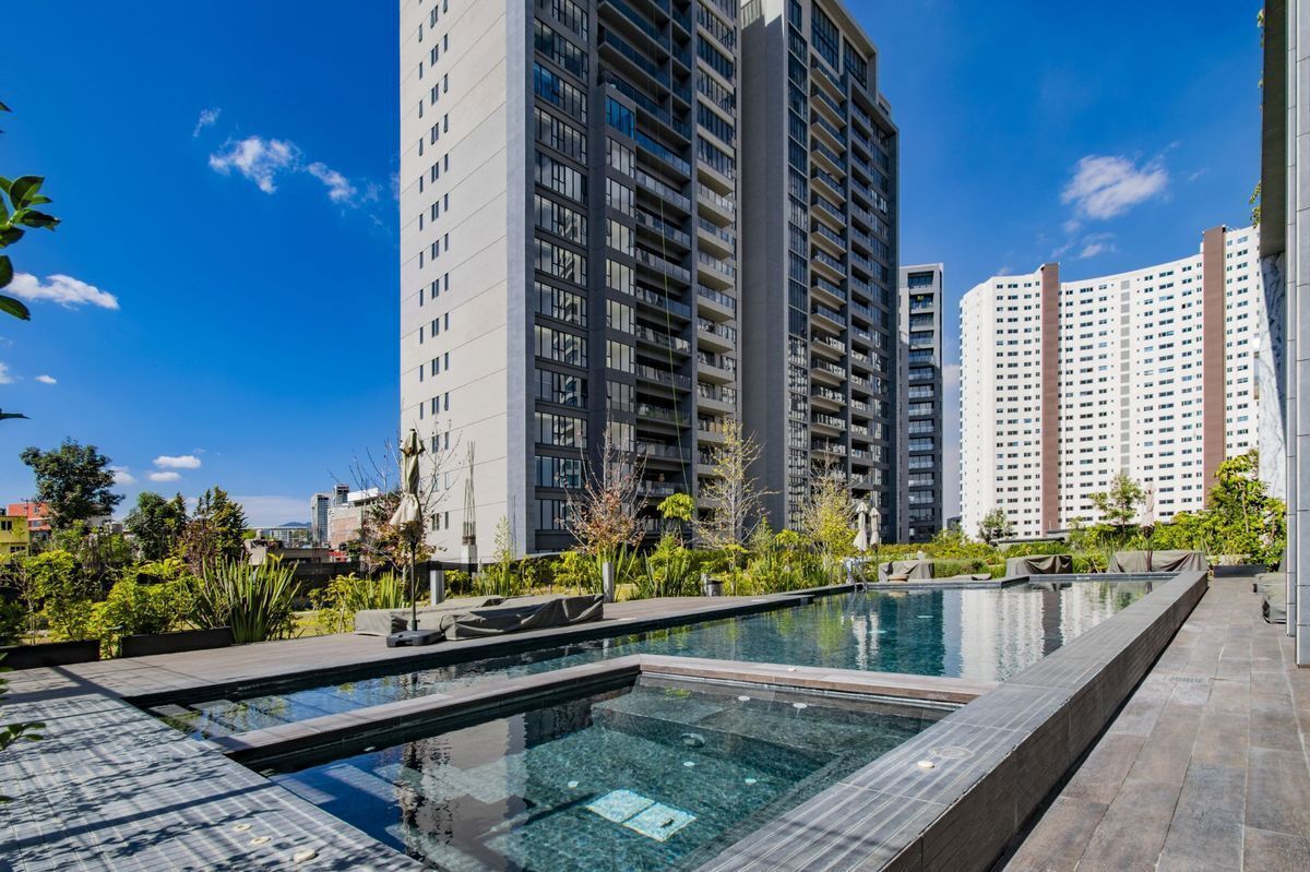 1 de 39: Vista del edificio desde la Casa Club