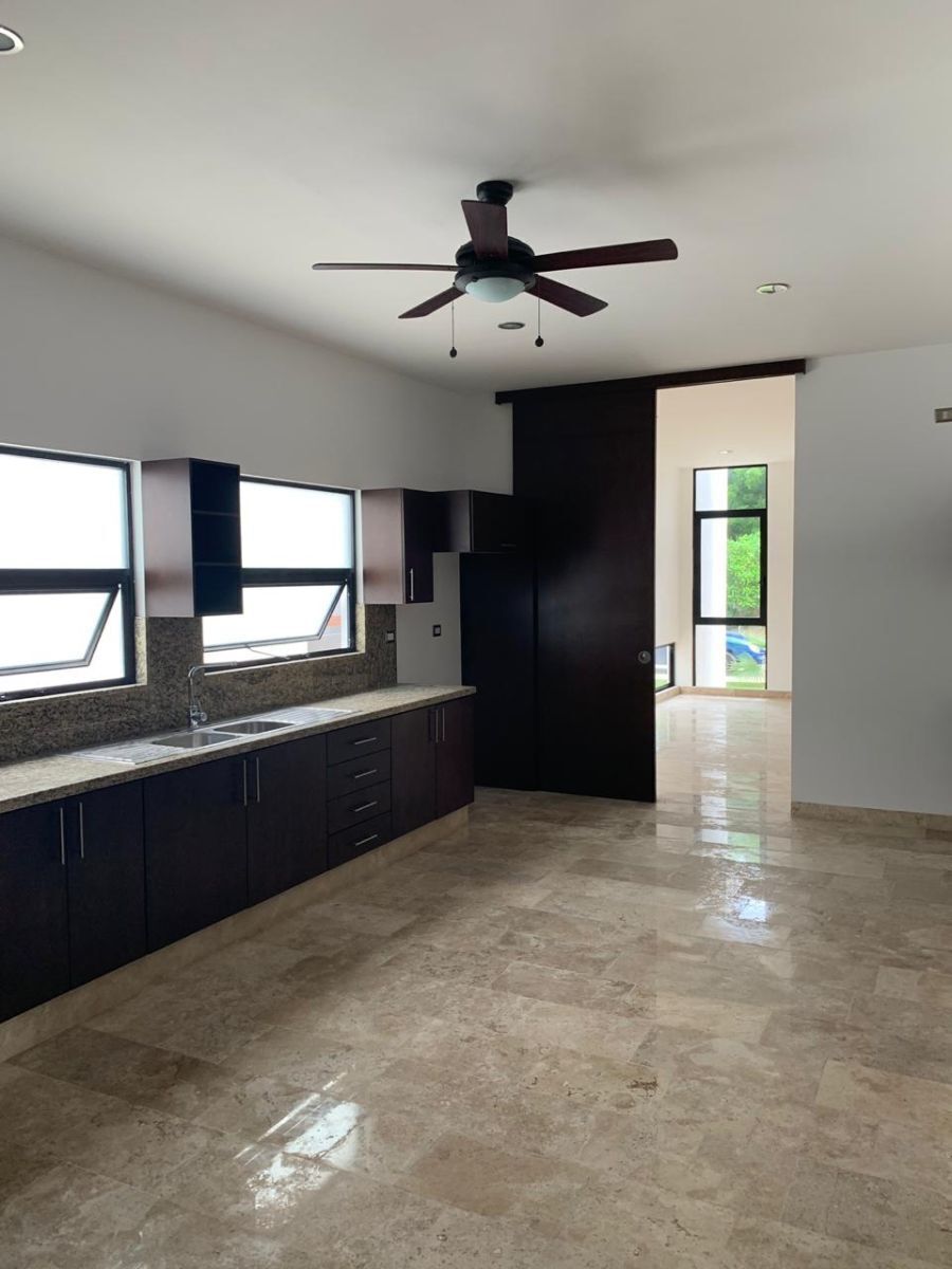 Casa en Yucatán Country Club, Mérida, foto 8 de 46