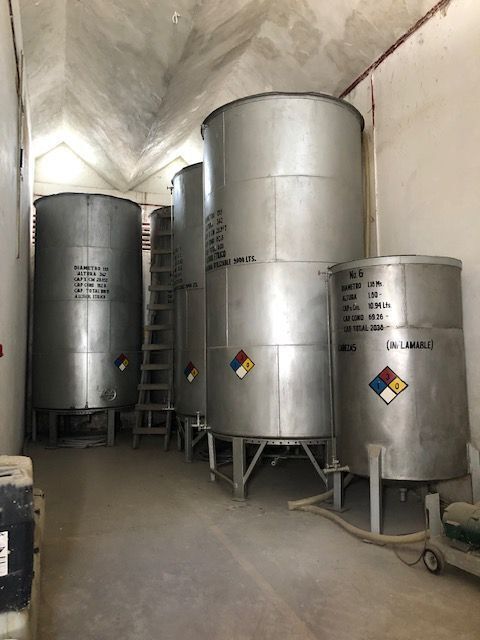 Fábrica en venta de destilados, bodega y terreno industrial con maquinaria, Umán - foto 2