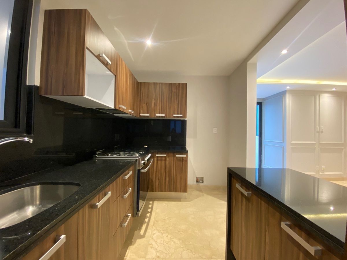 3 de 28: Cocina abierta 