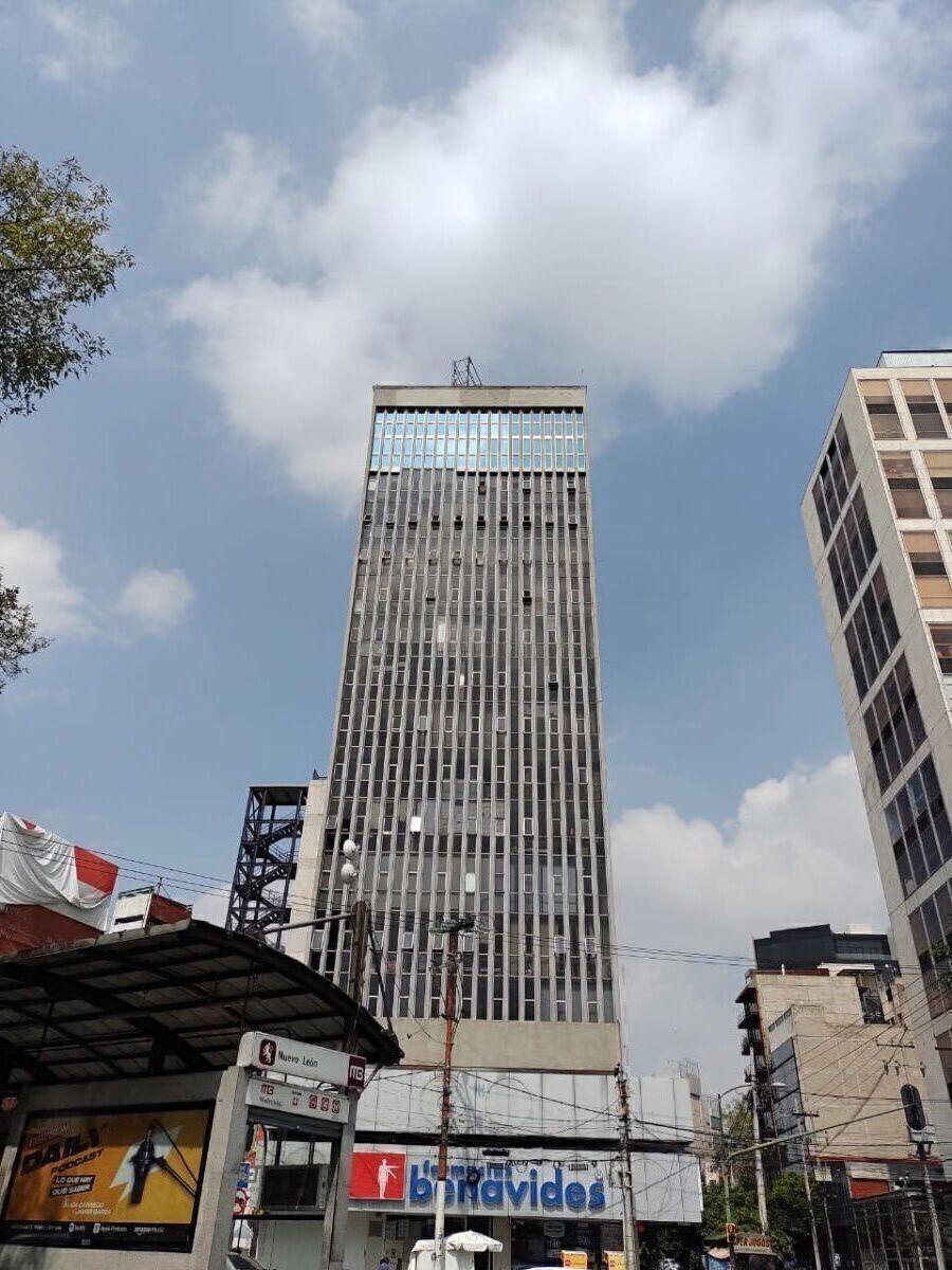 11 de 17: edificio