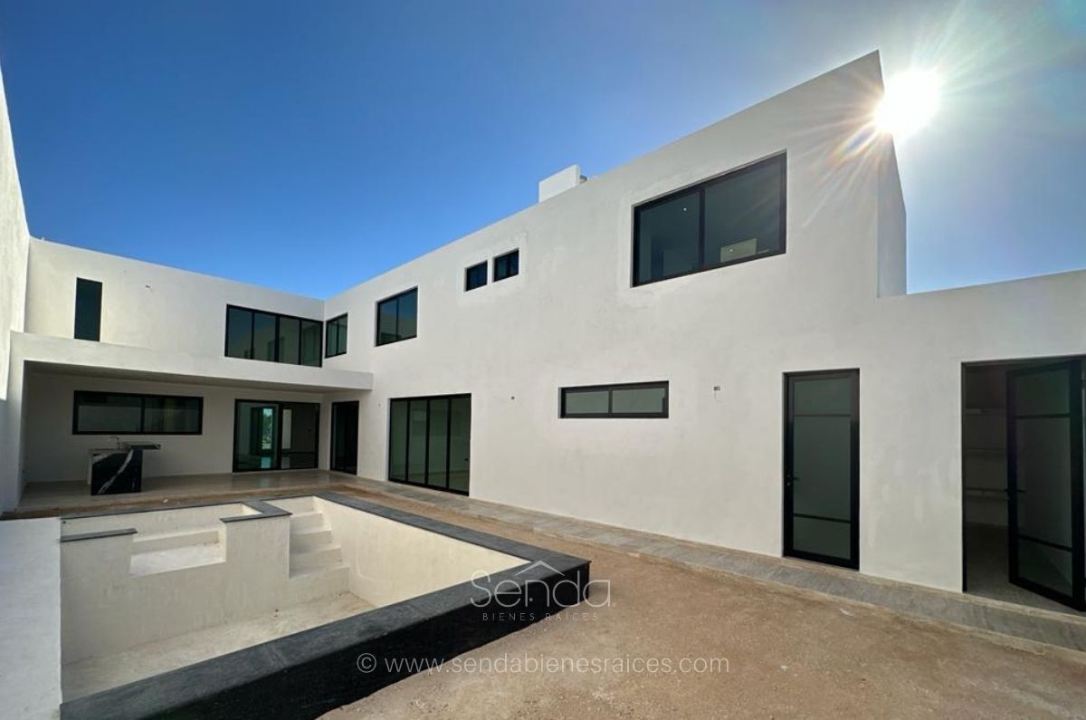 16 de 16: Terraza trasera