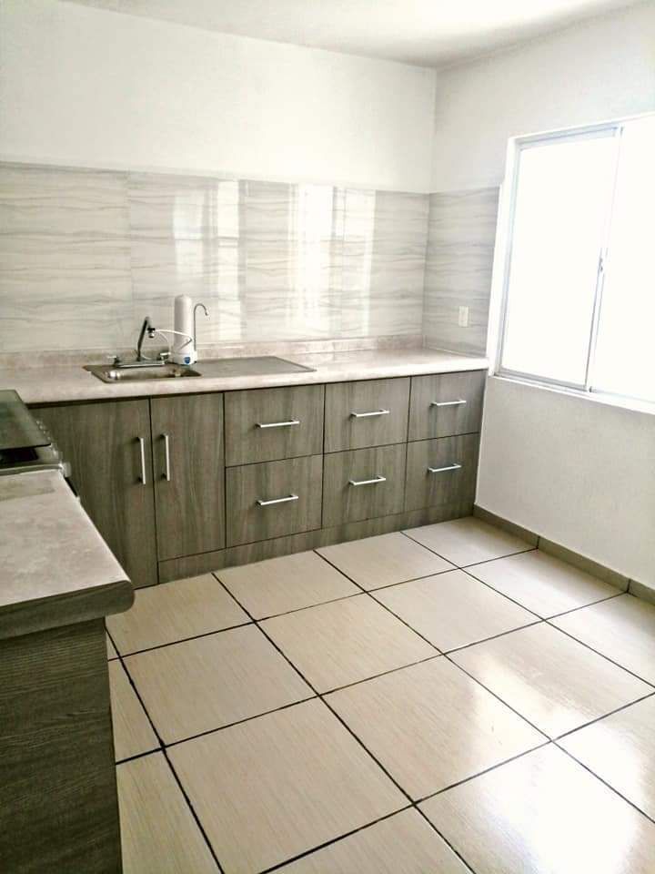 2 de 11: COCINA EQUIPADA