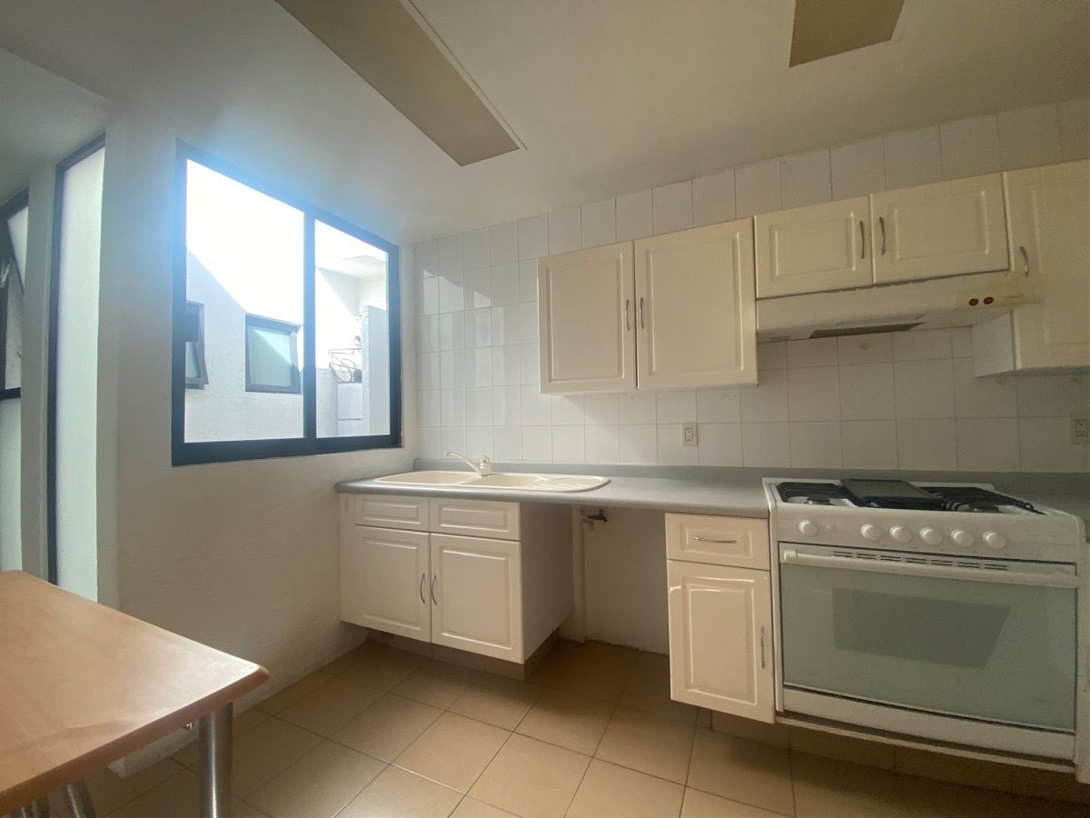 Apartment in San José de los Cedros, Cuajimalpa de Morelos, photo 16 of 17