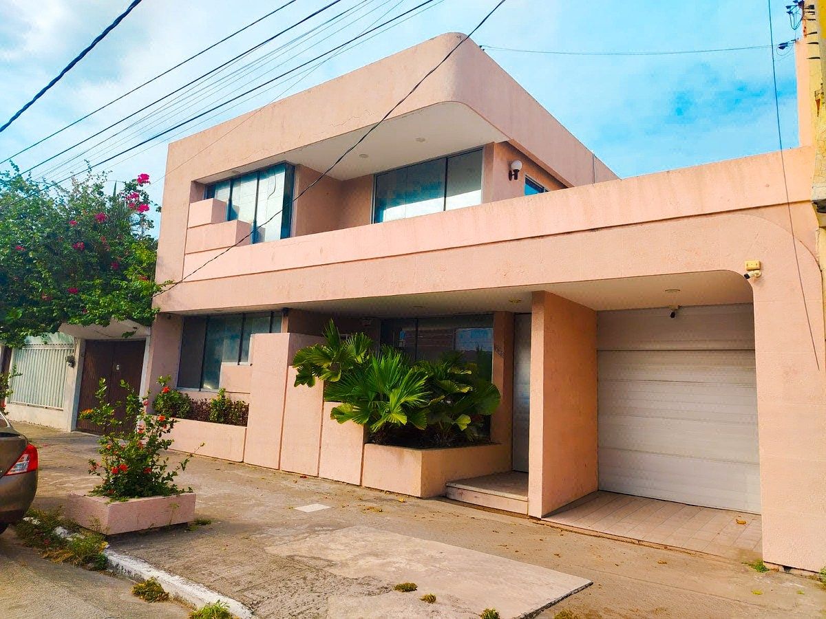 Casa en venta en Col. Flores Magón. VERACRUZ, VERACRUZ.