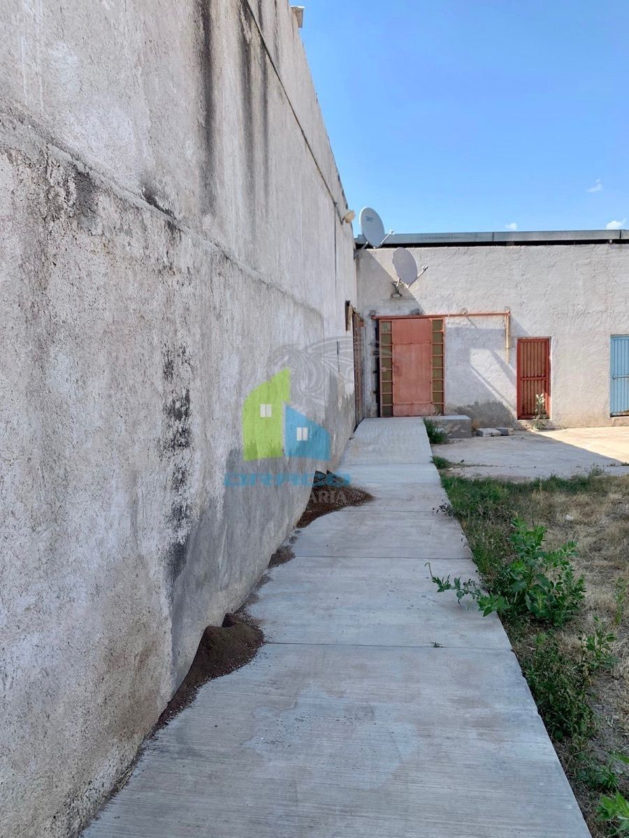 Bodega comercial en Ajuchitlán, Colón, foto 28 de 35