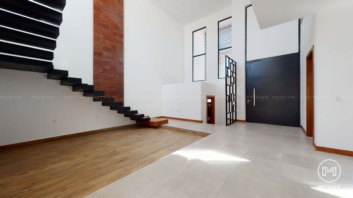 3 of 20: Sala 