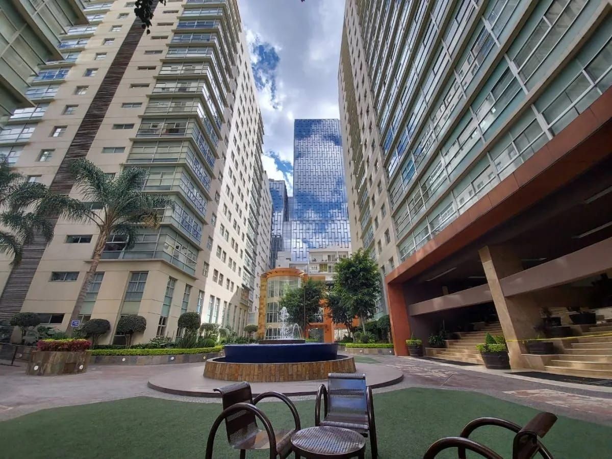1 de 21: Patio Central