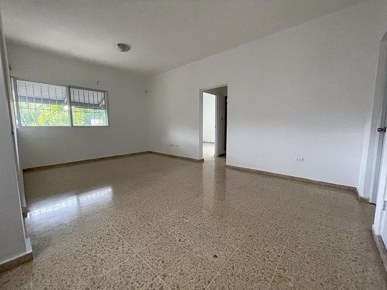 Isabel Villas EasyBroker