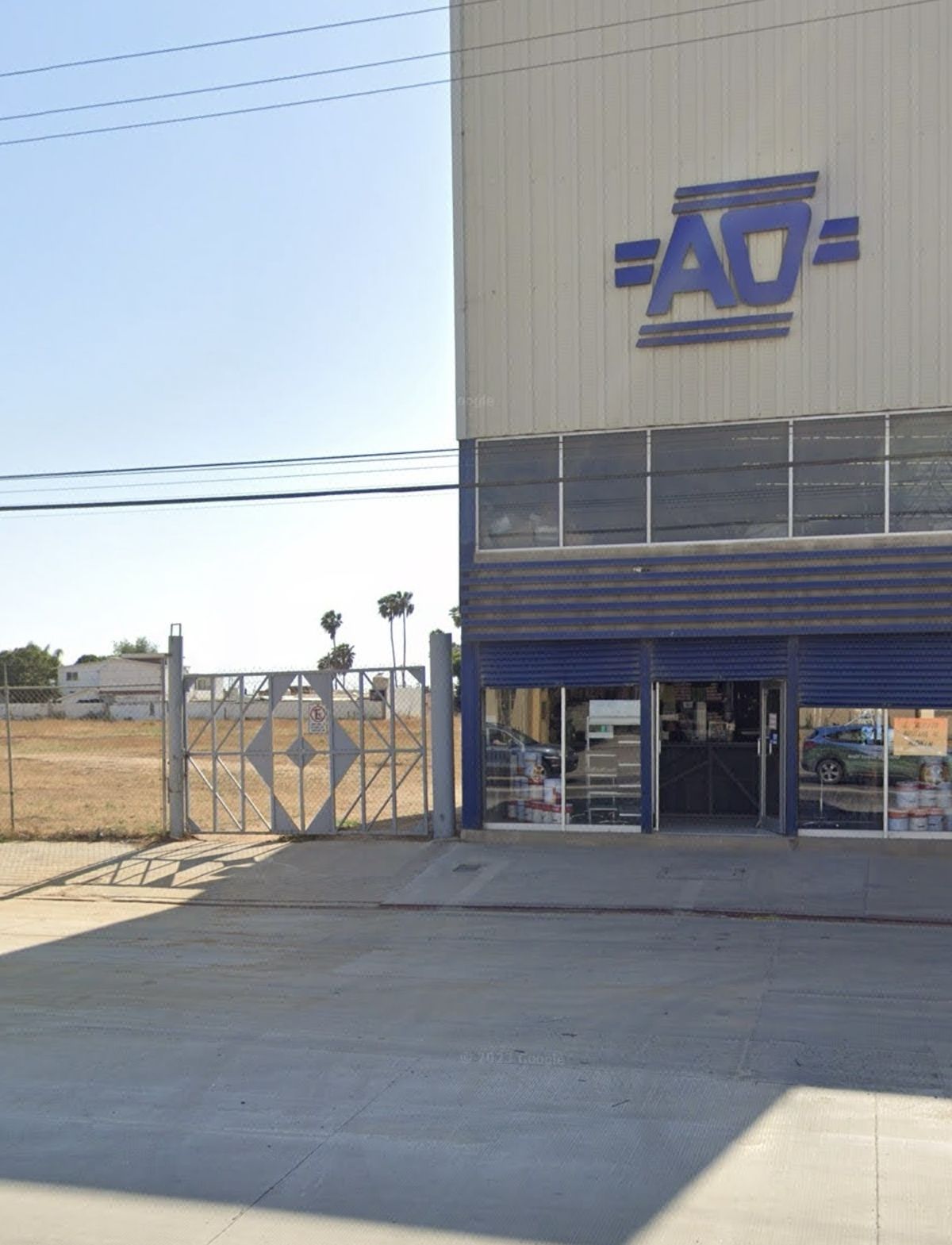 Venta de Terreno Comercial en Av. Pedro Loyola, Ensenada, B.C.