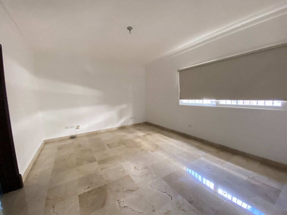 12 de 25: habitacion principal 