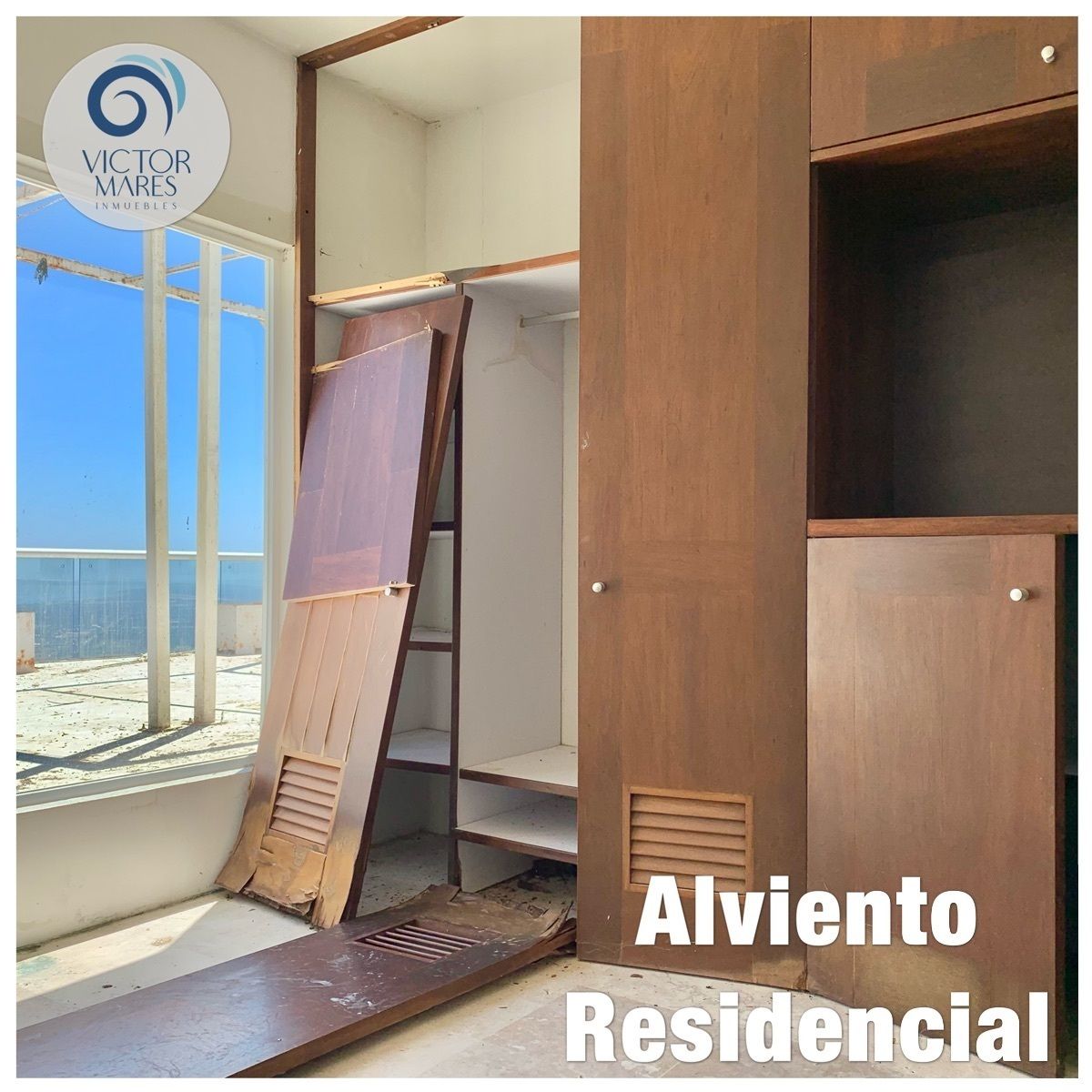17 de 18: Closets de la recámara principal 