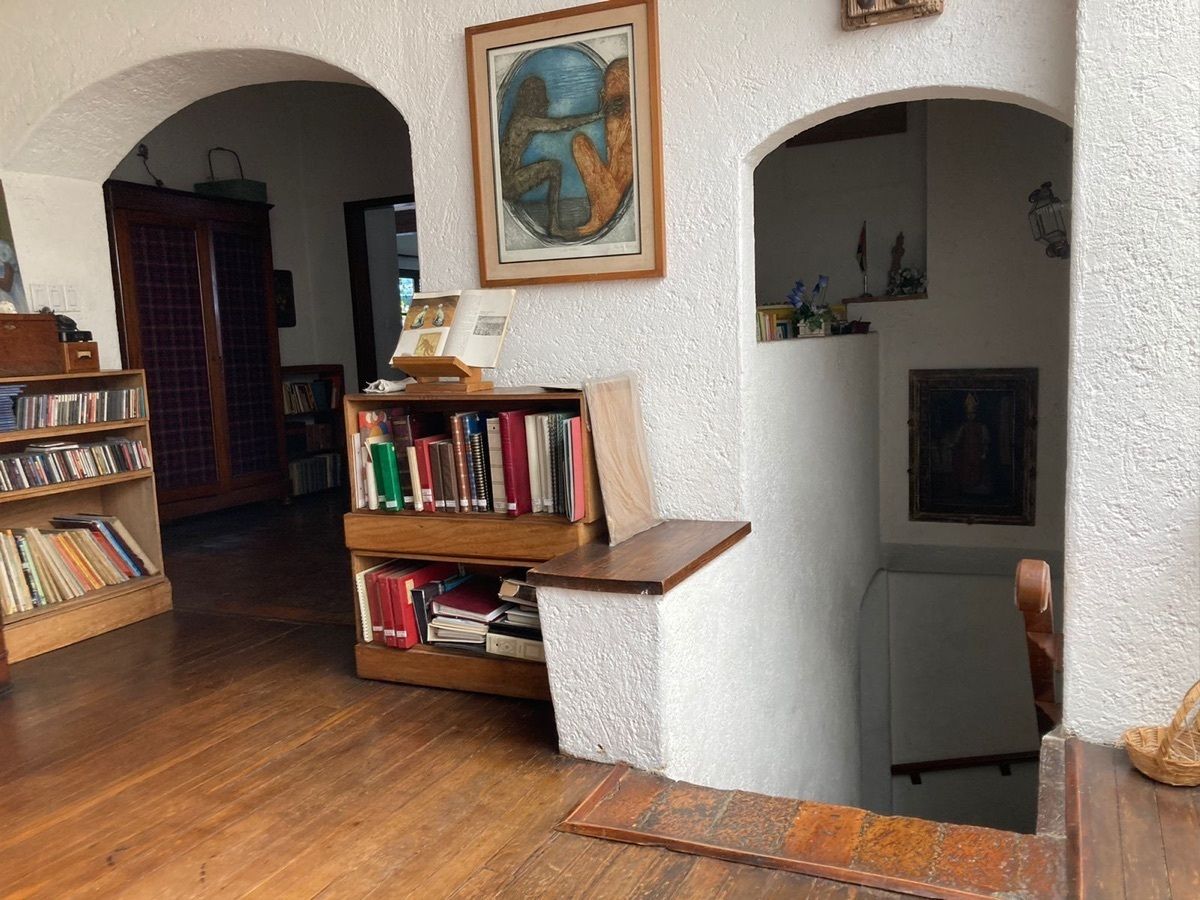 13 de 16: Sala de TV en PA