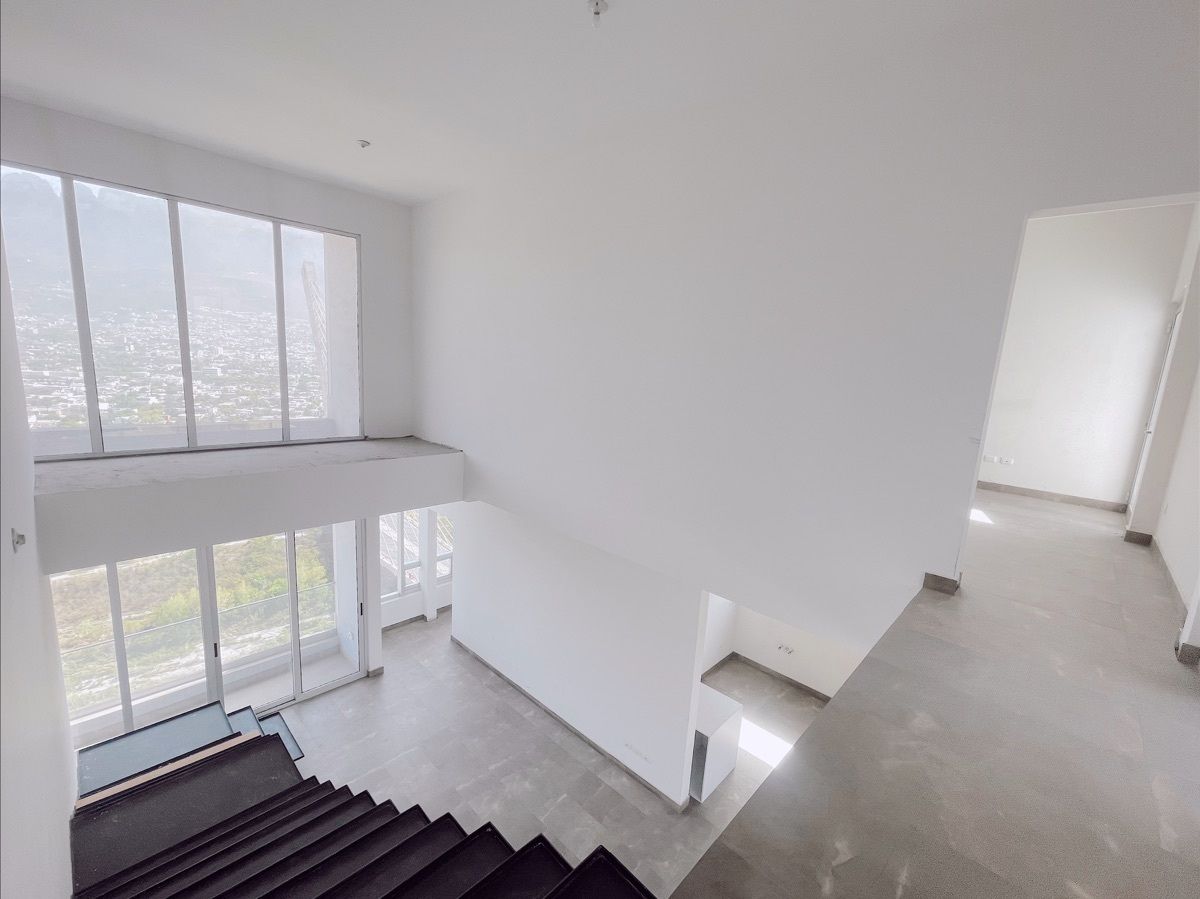 1 de 12: Segundo piso del departamento