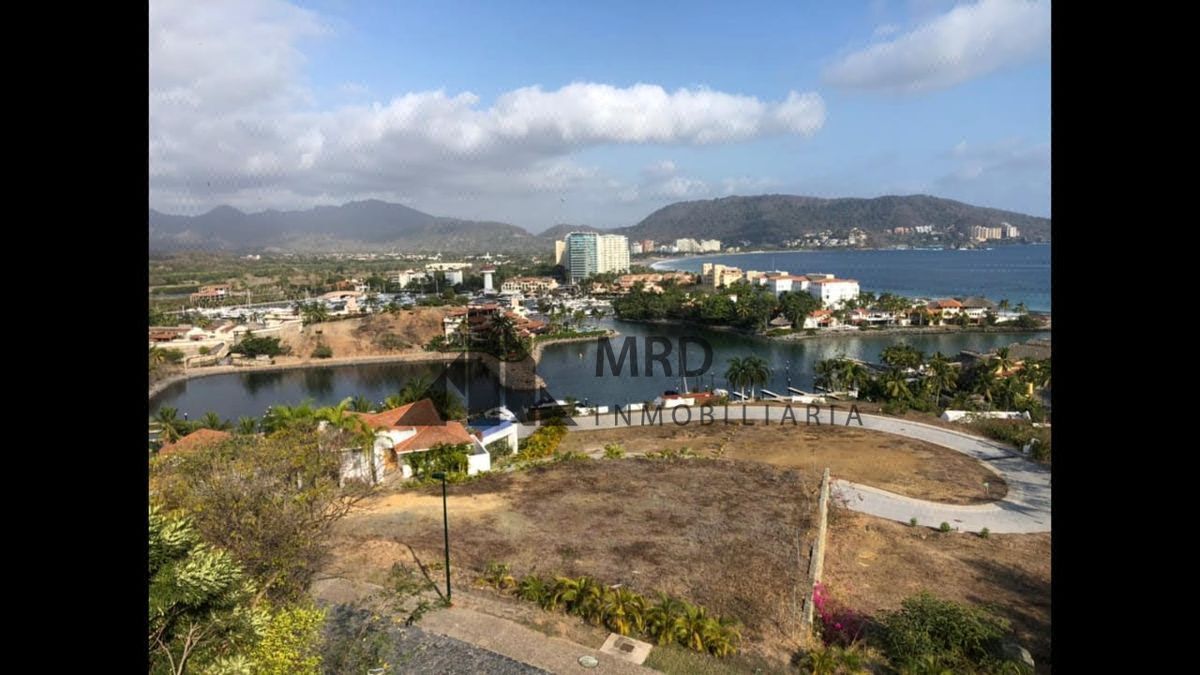 Terreno en venta en Ixtapa Zihuatanejo en Porto Ixtapa.