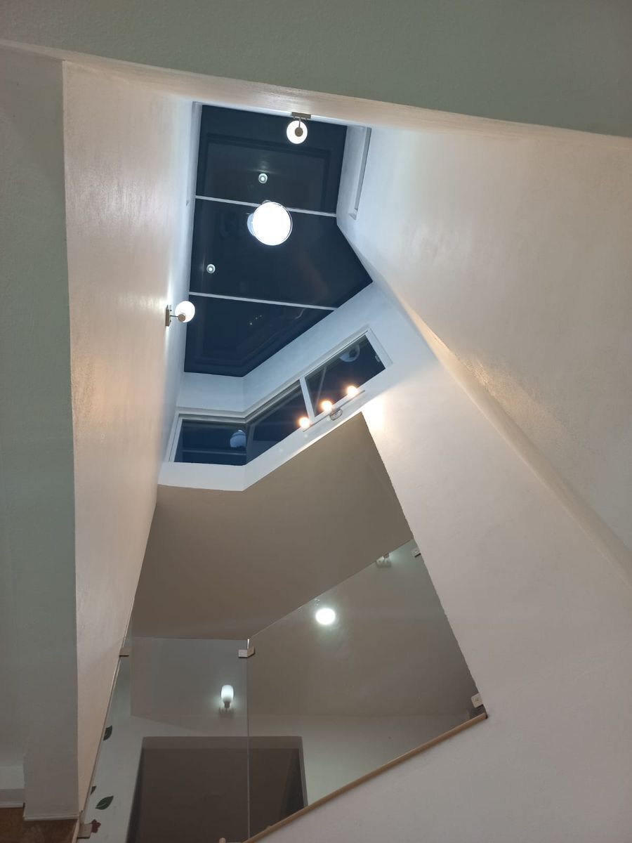 13 de 22: Domo central del vestíbulo de doble altura