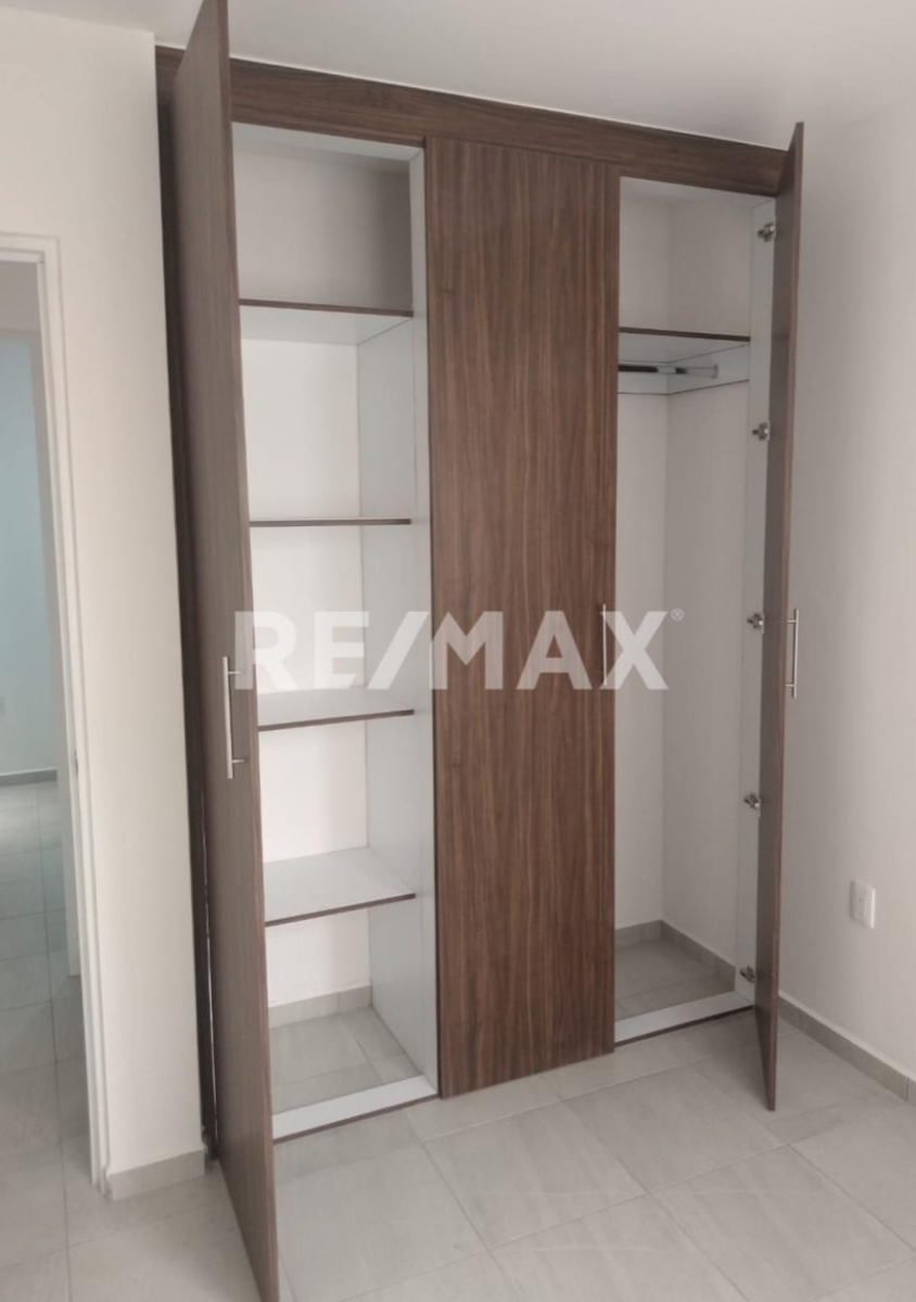 5 de 10: Closet recamara 1